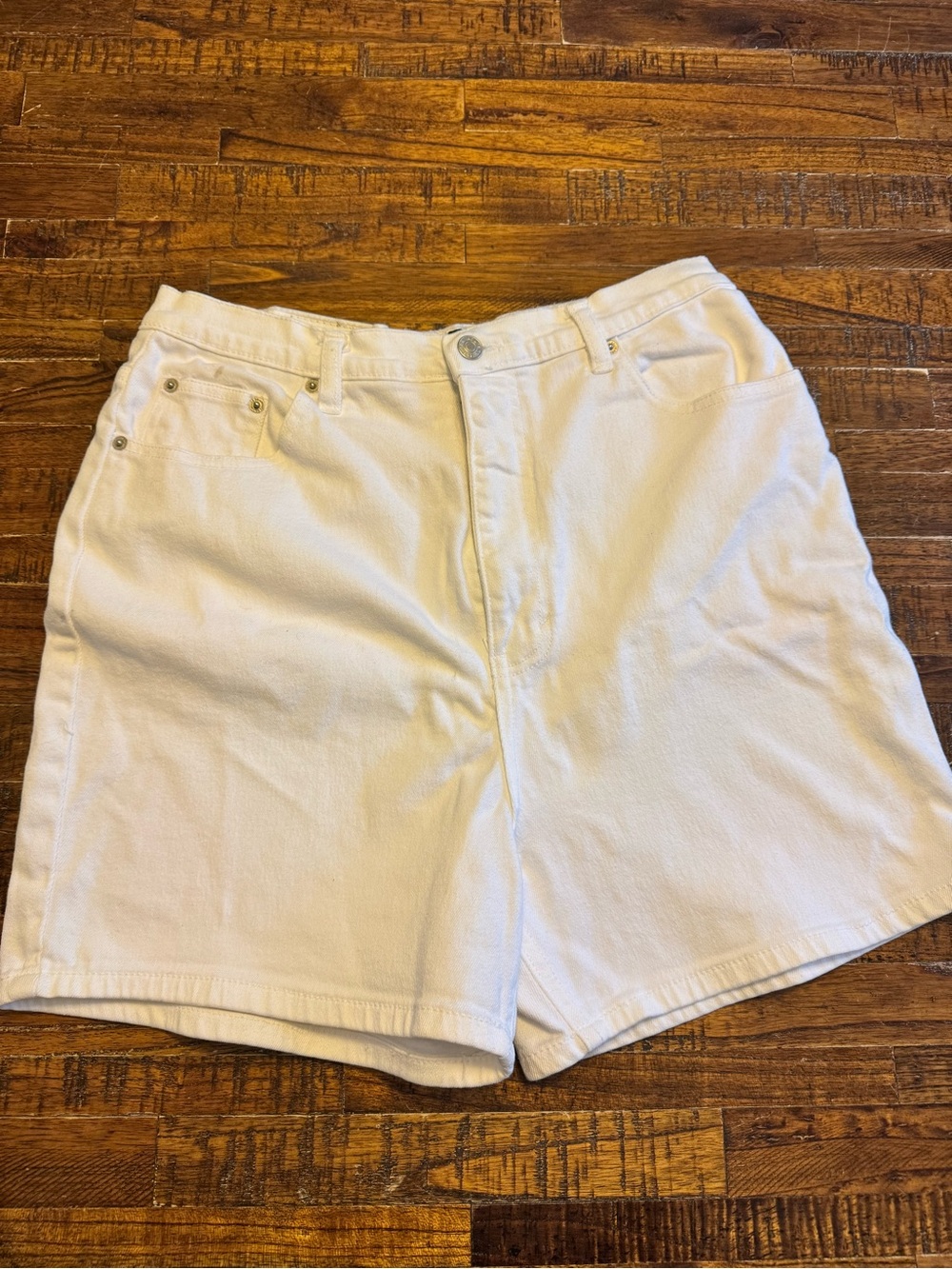 Women’s Route66 white “denim” shorts